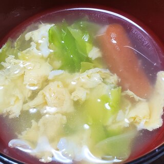 春キャベツのソーセージ卵スープ